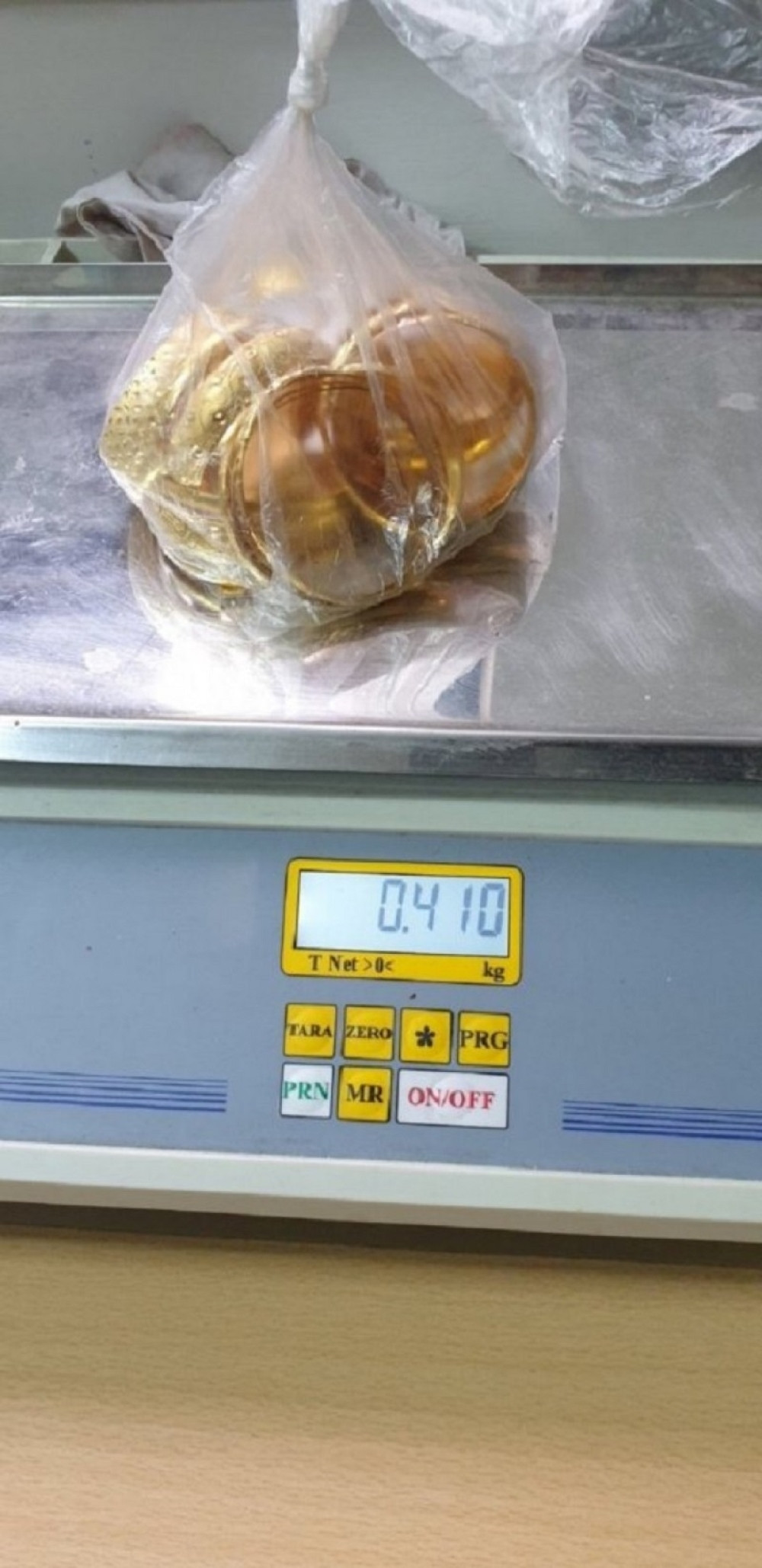 Carinici zaustavili Holanđane i Turke na Horgošu, a onda su počeli da vade suvo zlato! (FOTO)