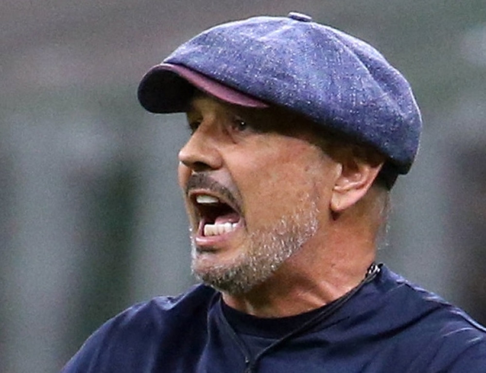 Mihajlović poludeo, Italija bruji o Srbinovoj pretnji: "Da je uperio prstom u mene, ostao bi bez njega"