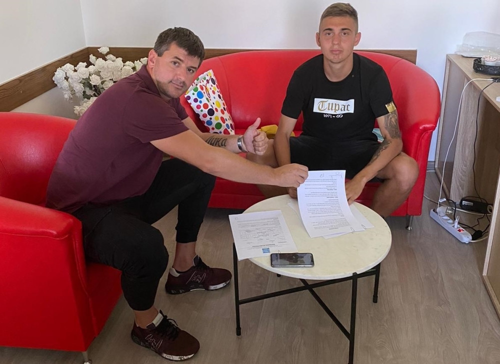 Mladi vezista napustio Novi Sad i pojačao grčkog velikana