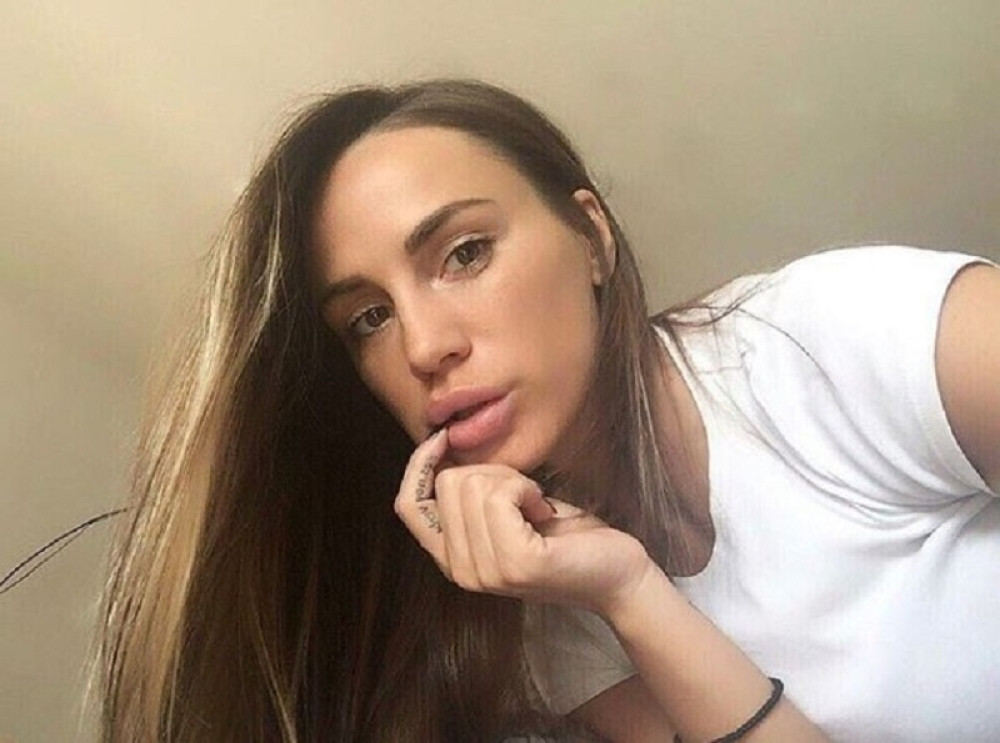 Supruga reprezentativca Srbije nema društvene mreže, živi povučeno, a mogla bi lagano da dominira Instagramom jer je prelepa i prezgodna (FOTO)