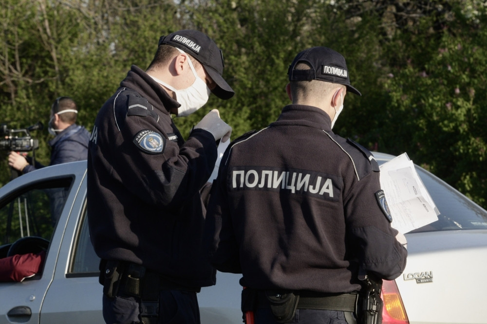 Krali garederobu po najvećim srpskim tržnim centrima, jedna stvar ih odala!