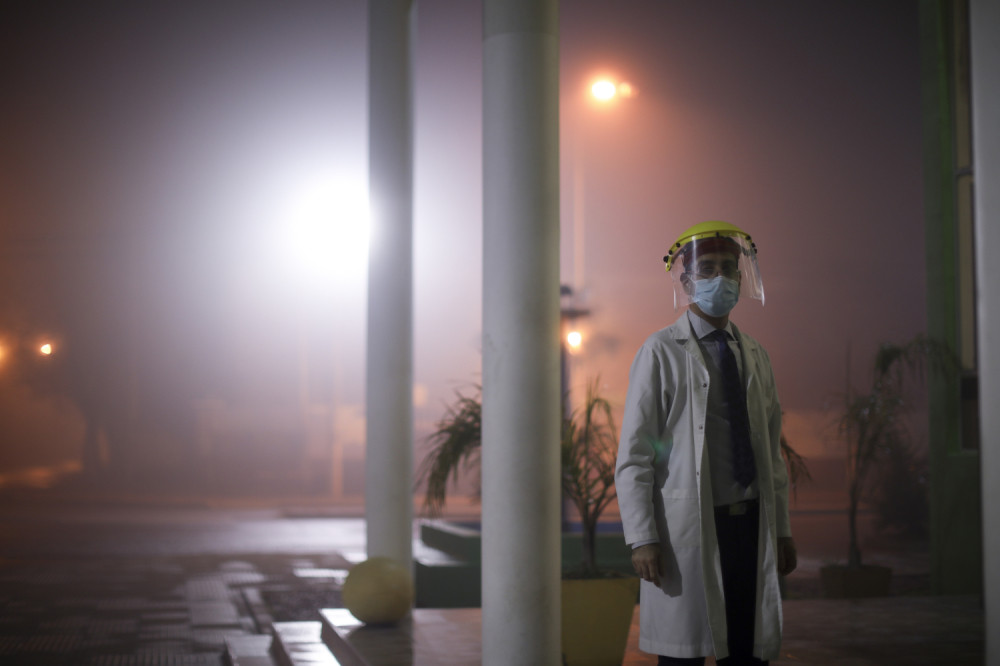 Njujork tajms piše o životu posle korone: Beda, karantin, kraj putovanja i rad od kuće zauvek