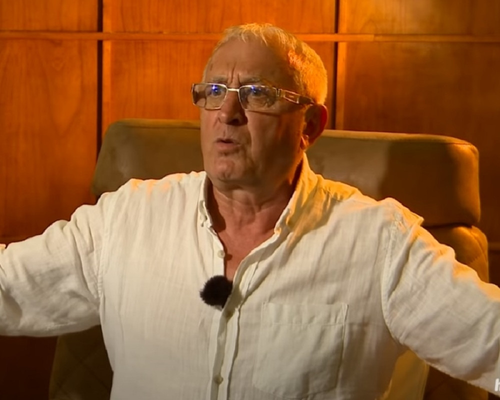 Era Ojdanić prokomentarisao Nadine eksplicitne fotografije, pa najavio da će njegove nage slike izazvati haos (FOTO/VIDEO)