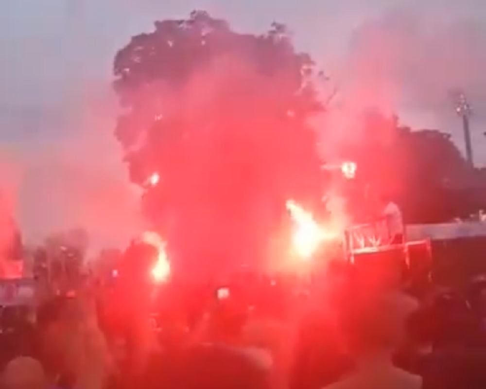 Krvava tuča policije i naroda (VIDEO)