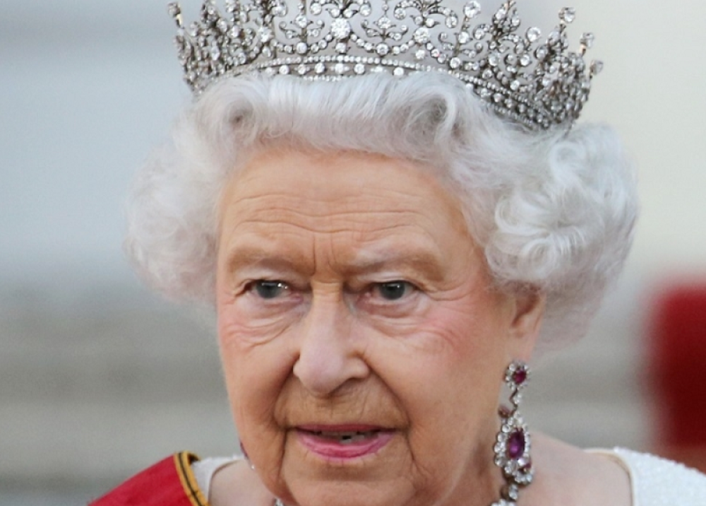 Kad slušamo Rijanu, Bjonse, Bon Džovija, plaćamo kraljici Elizabeti i Anglikanskoj crkvi