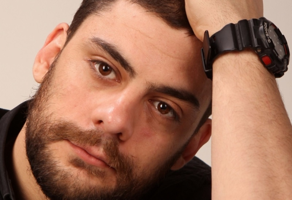 Glumac napadnut zbog projekta o Srebrenici!