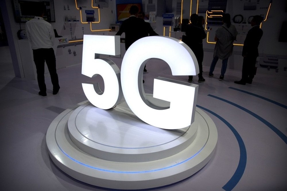 Zapaljeni 5G odašiljači u Francuskoj, počinioci iz tajne grupe se oglasili!