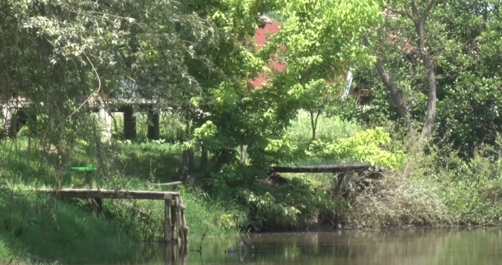 Srušio se most na Kolubari, upao i kamion u vodu