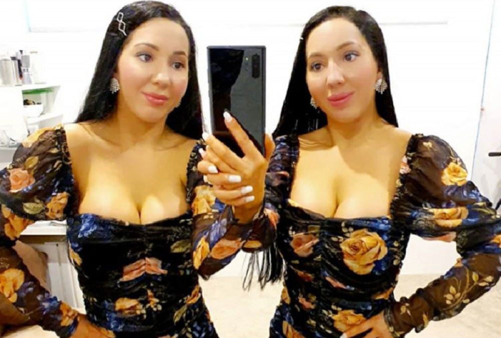 Bliznakinje dele sve, pa i dečka: Svako veče spavaju svi zajedno, a sada su donele najluđu odluku (FOTO)