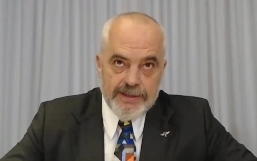 U politici sam slučajno, hteo sam da budem umetnik!