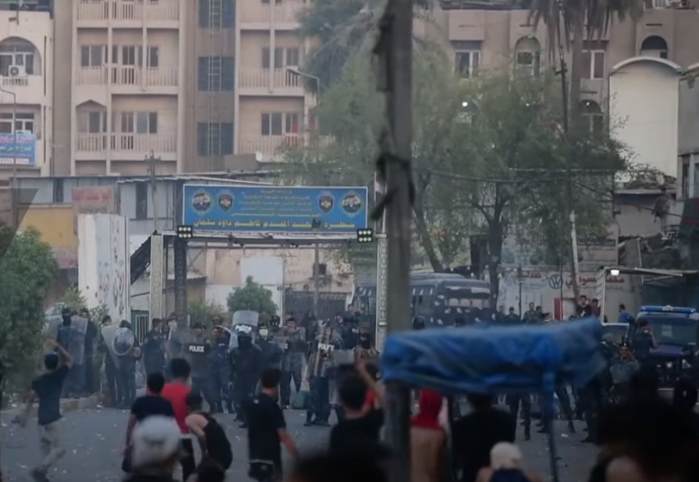 Nemiri se sve snažniji, a stradalo je više od 500 demonstranata i policijaca! (VIDEO)