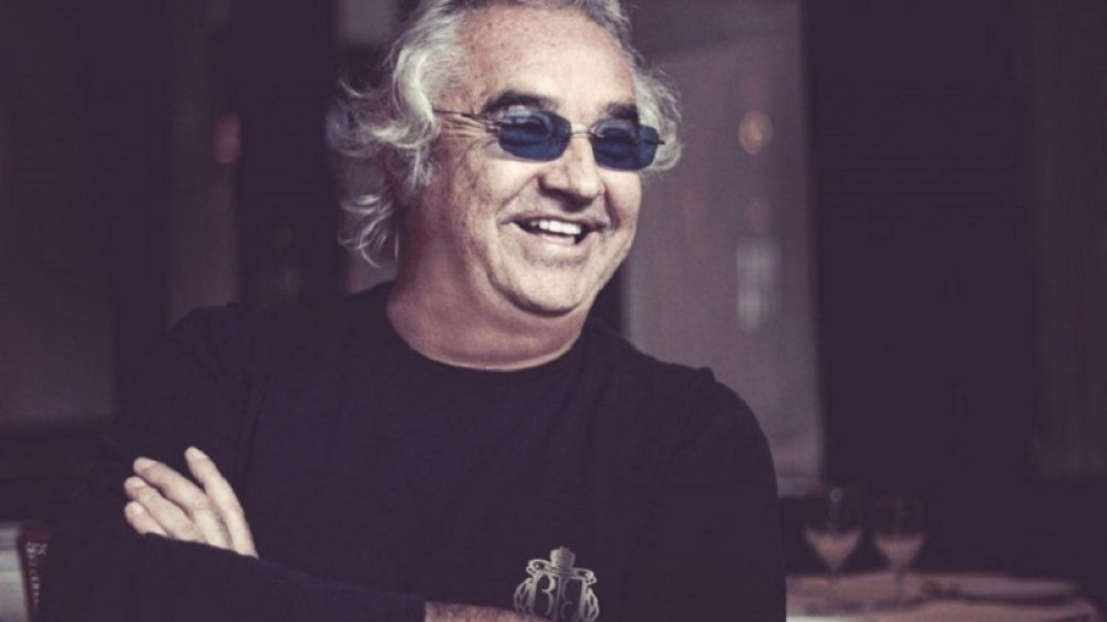 Italijanski milijarder u vezi sa 46 godina mlađom djevojkom - Izgledaju kao deka i unuka! (FOTO)