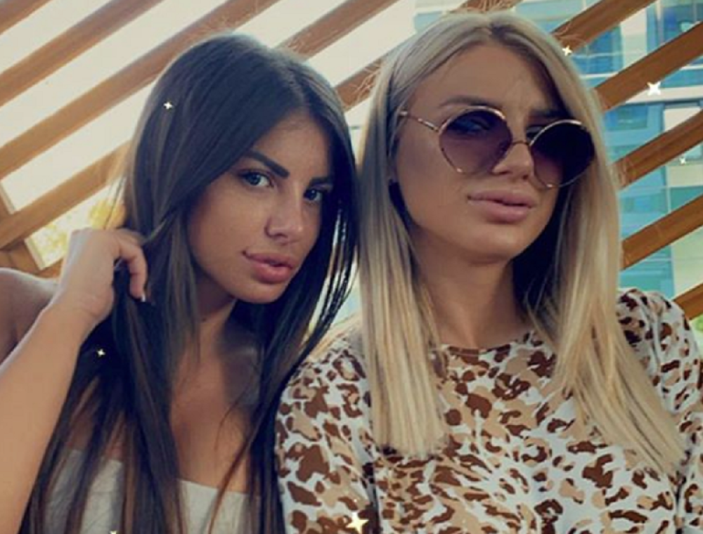 Ove bivše zadrugarke provokativno pozirale kraj bazena, a u prvom planu sevaju tri g*ze! (FOTO)