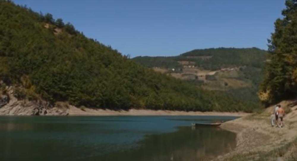 Dvor srpske kraljice Jelene Anžujske otkriven na dnu veštačkog jezera Gazivode (VIDEO)