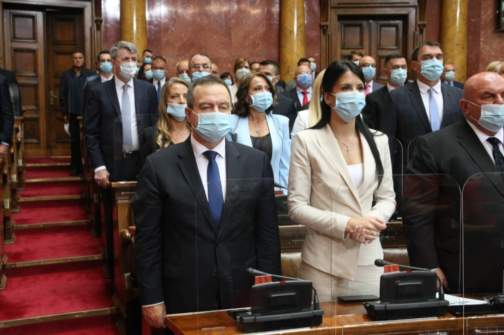 Dačić, Šapić, Tatjana Matić i Milica Đurđević dočekali ponoć gledajući u nebo: Otkrivamo Bogojavljenske želje političara!