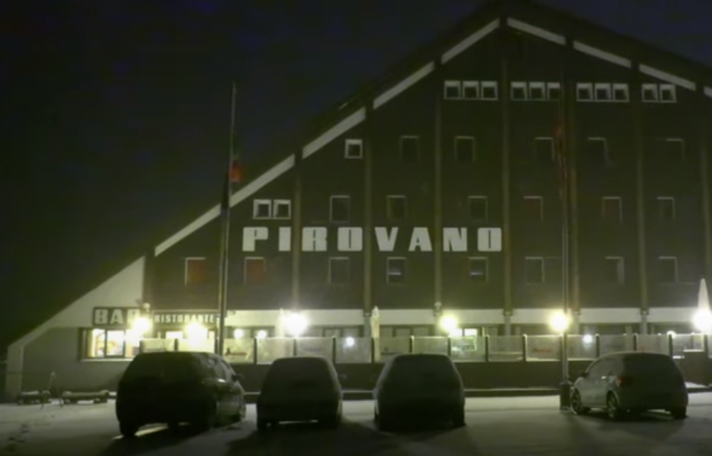 Usred leta pao sneg, stanovnici ostali u čudu (VIDEO)