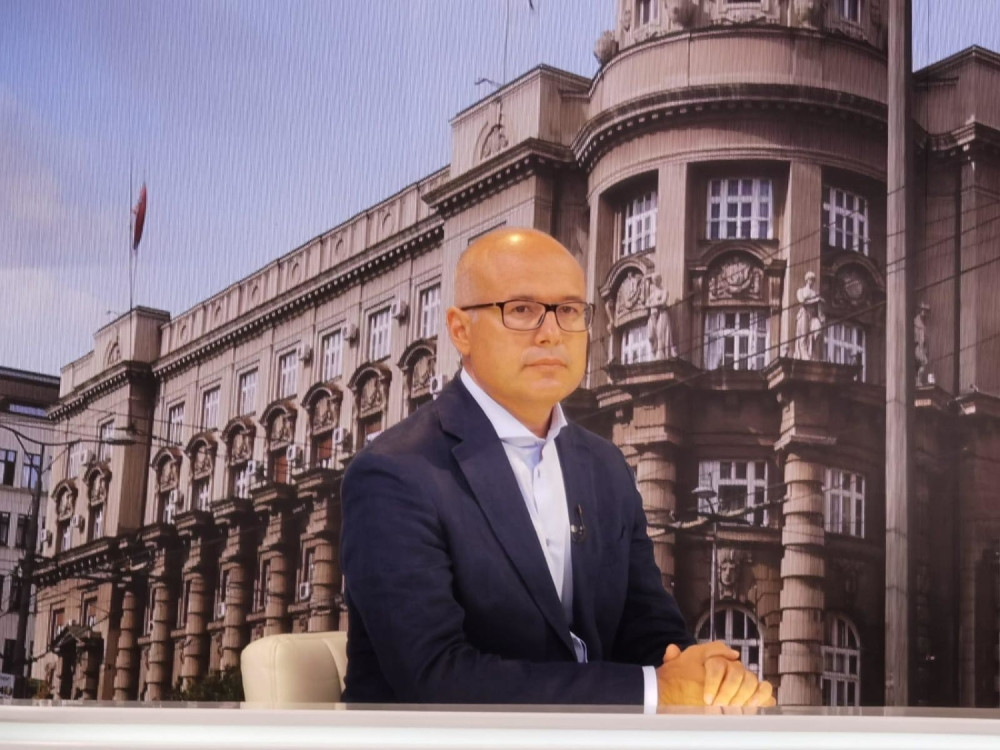 Vučević: Velika je stvar što je sporazum zaključen bilateralno između SAD i Srbije, Vučić pokazao kako se brani država