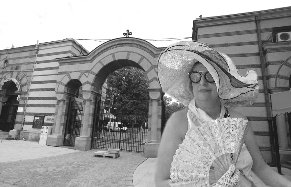 Pogledajte pored KOGA će danas biti sahranjena Isidora Bjelica u Aleji zaslužnih građana!