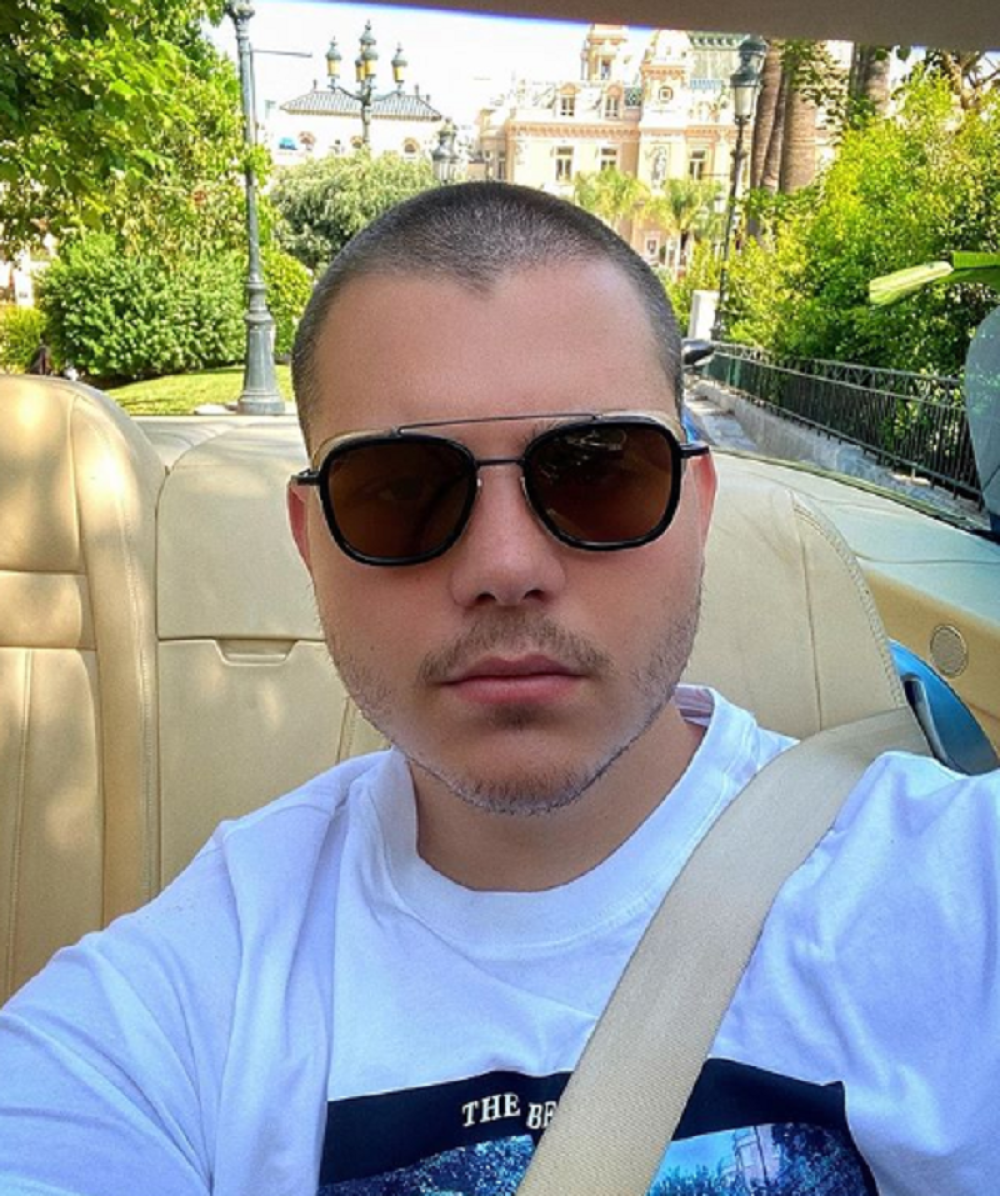 Brenin Viktor postao čistač!