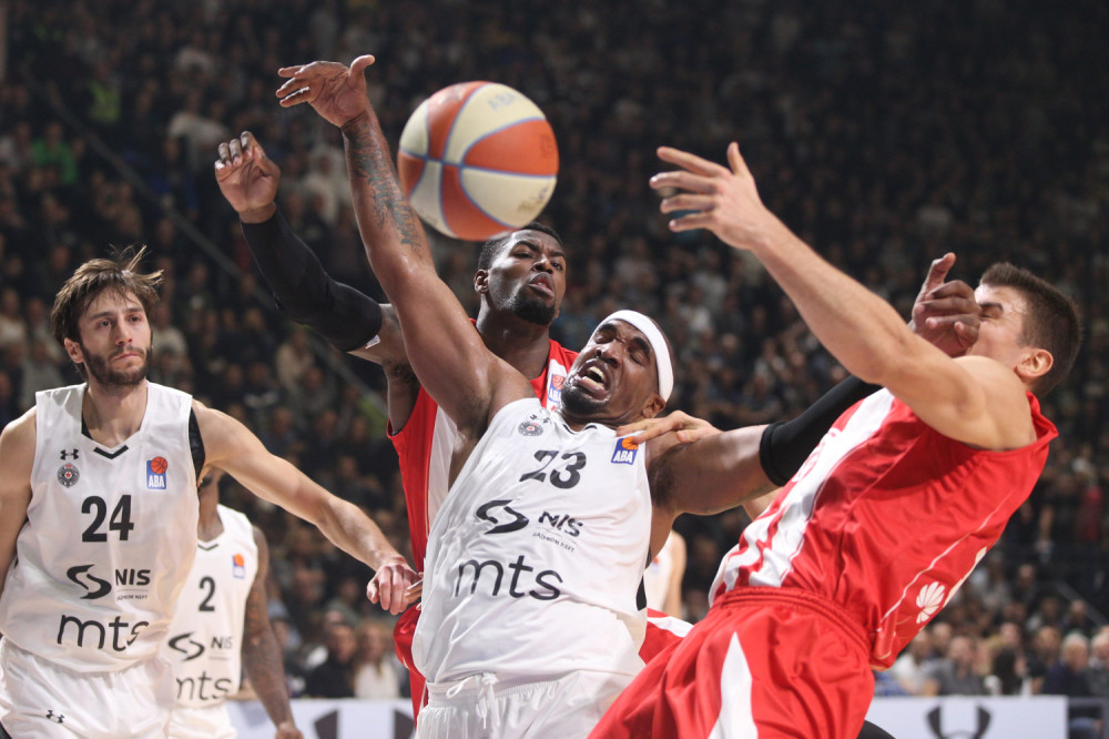 Bivši košarkaš Partizana se sukobio sa policijom, zaplenjena mu velika količina marihuane!