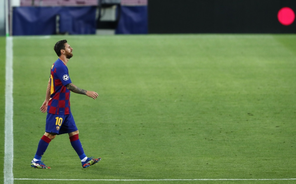 Isplivala fotka iz svlačionice, reakcija Mesija posle debakla je apsolutni hit! Svi je šeruju! (FOTO)