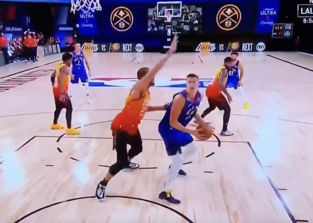 Ludi letnji ples Jokića, ovom fintom je digao u vazduh Gobera čak tri puta! (VIDEO)