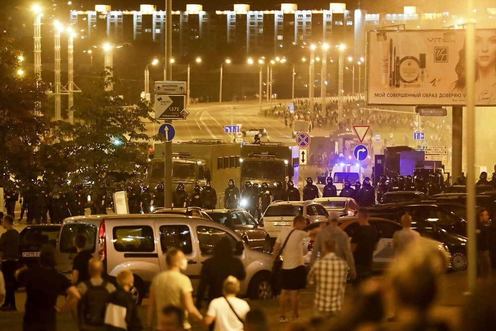 Uhapšeno preko 120 ljudi, ima mrtvih!