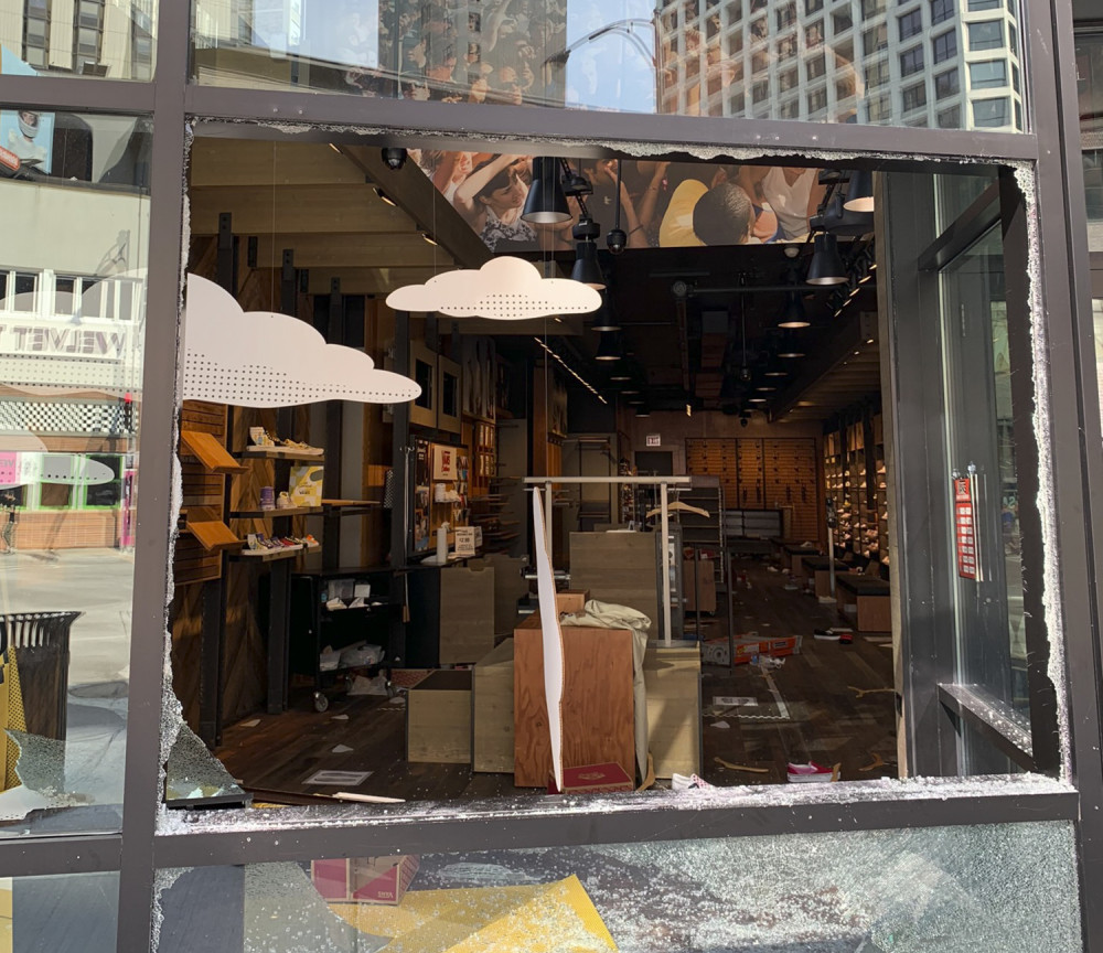 Nove mere posle krvavog obračuna na ulicama (FOTO)