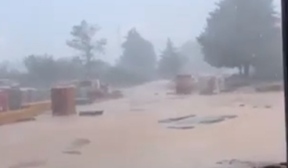 Strašno nevreme zahvatilo tri dela zemlje i širi se ka Srbiji! (VIDEO)