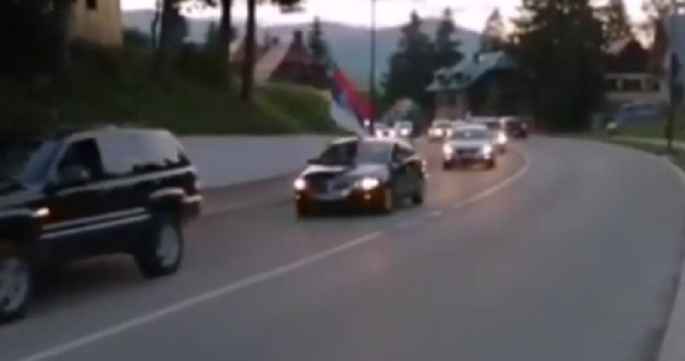 Najavljena najveća auto litija iz Beograda ka Crnoj Gori! (FOTO)