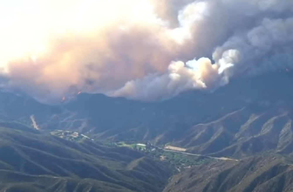 Evakuisano oko 500 kuća zbog vatrene stihije, uništeno oko 4.000 hektara šume (VIDEO)