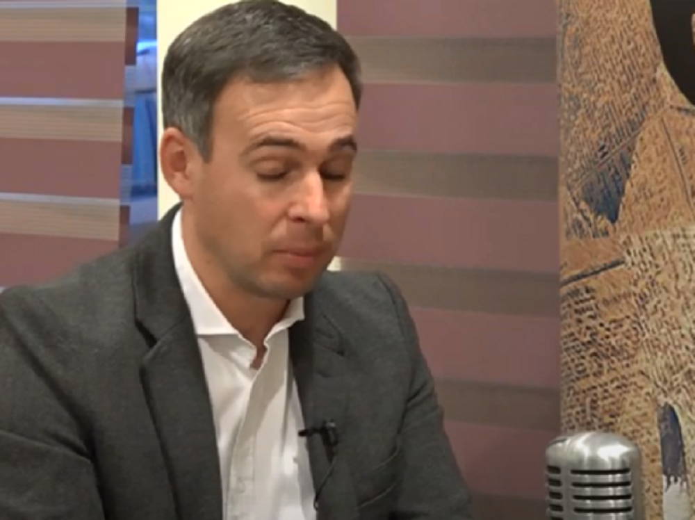 "Vređanje kolega zbog prezimena i predaka je skandalozno"