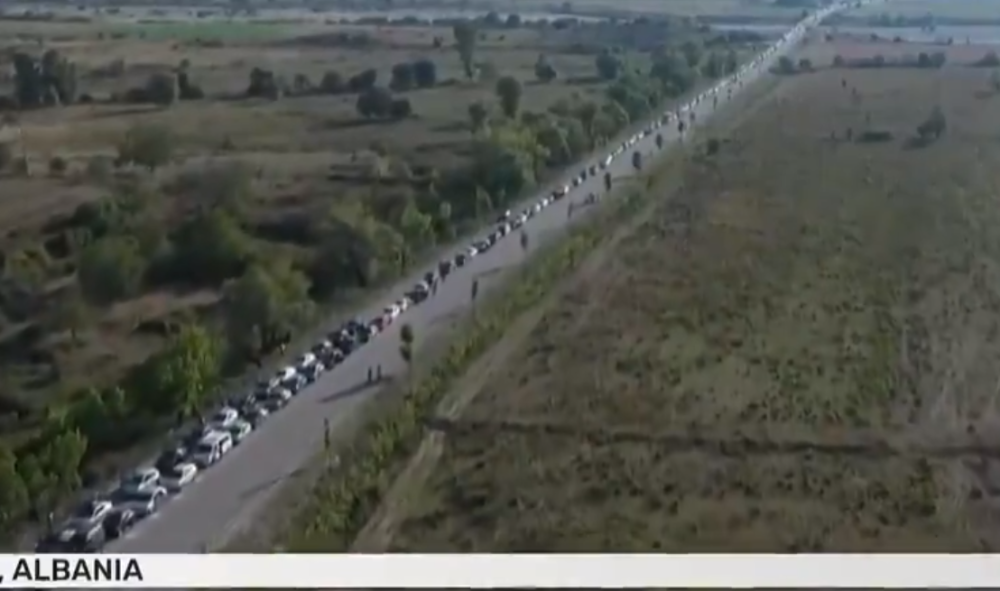 Grčka spustila rampu, hiljade zaglavljeno na granici!