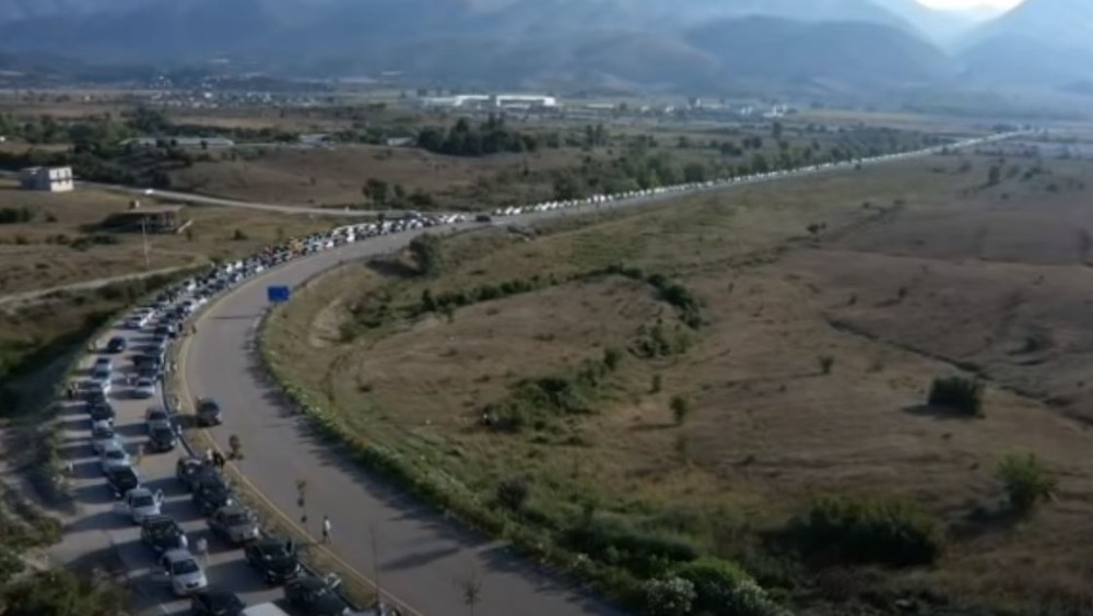 Haos na grčkoj granici, ljudi čekaju po 3 dana na prelazu, kilometarske kolone automobila