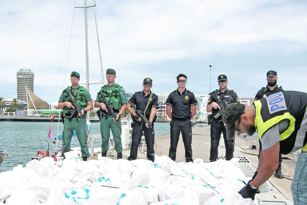 Dolaze kao turisti pa otvaraju lažne prodavnice