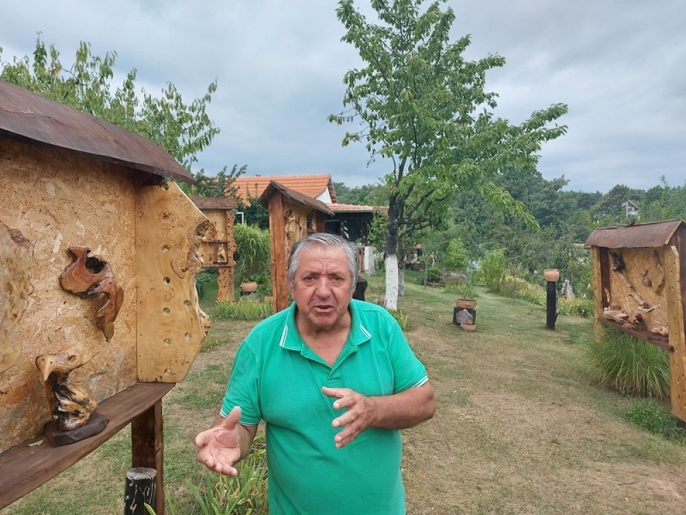 Žika Bosonogi sprema svoj 120. rođendan! Ide bos od malena, a njegova životna priča će vam naterati suze na oči (VIDEO)