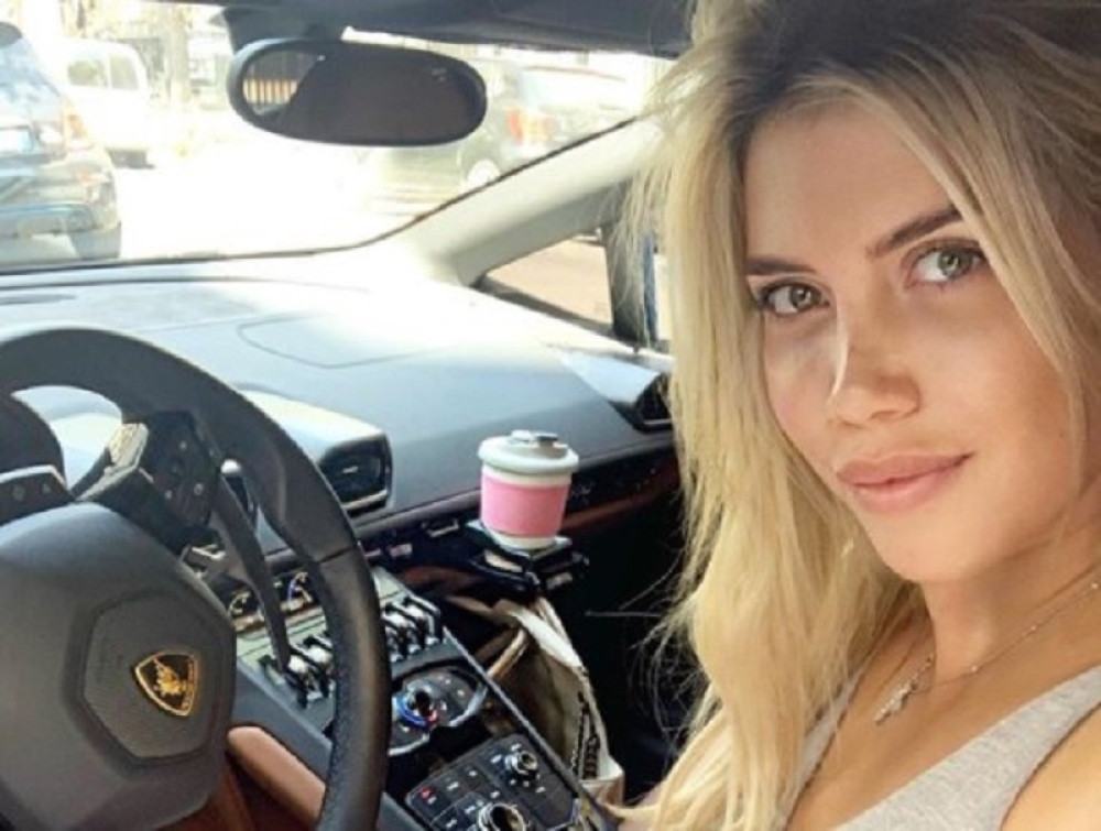 Šta to radi dok Mauro nije kod kuće? (FOTO)