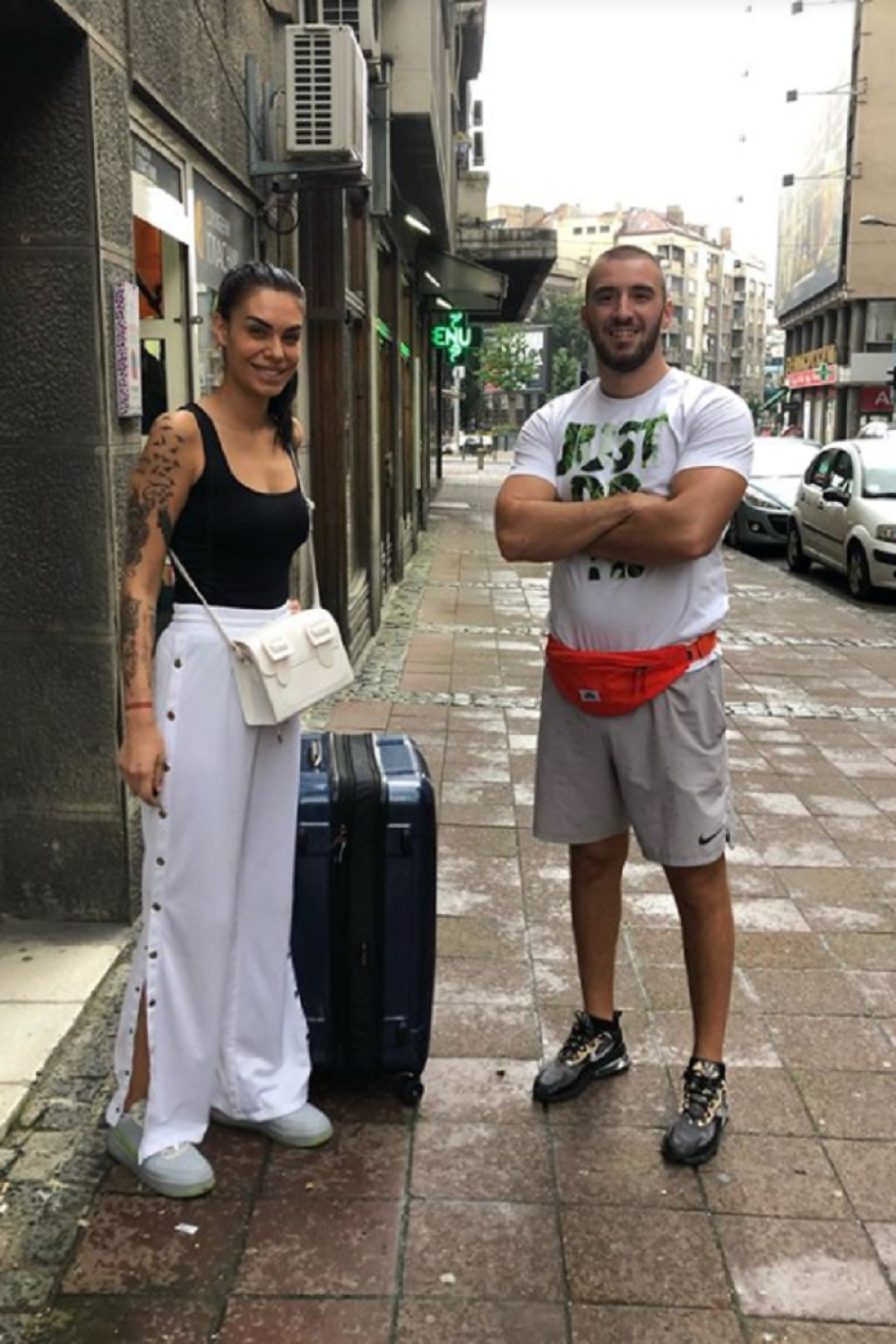 Mina dohvatila afroamerikanca: Novi dečko obećava! (VIDEO)