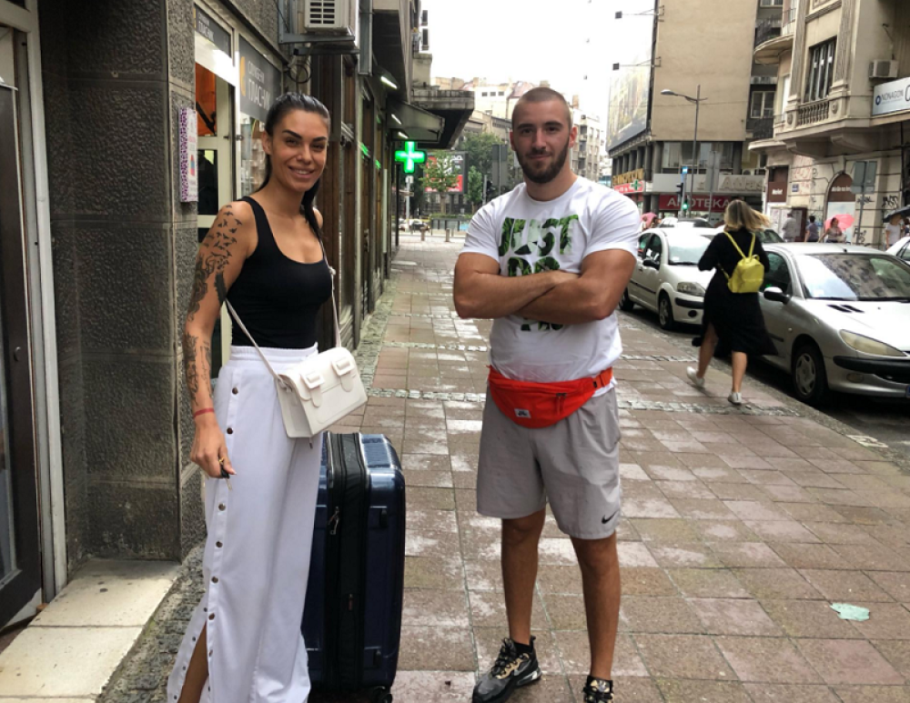 Mina i Mensur se rastaju: Ajdarpašić sa koferom u ruci napušta Srbiju! (VIDEO)