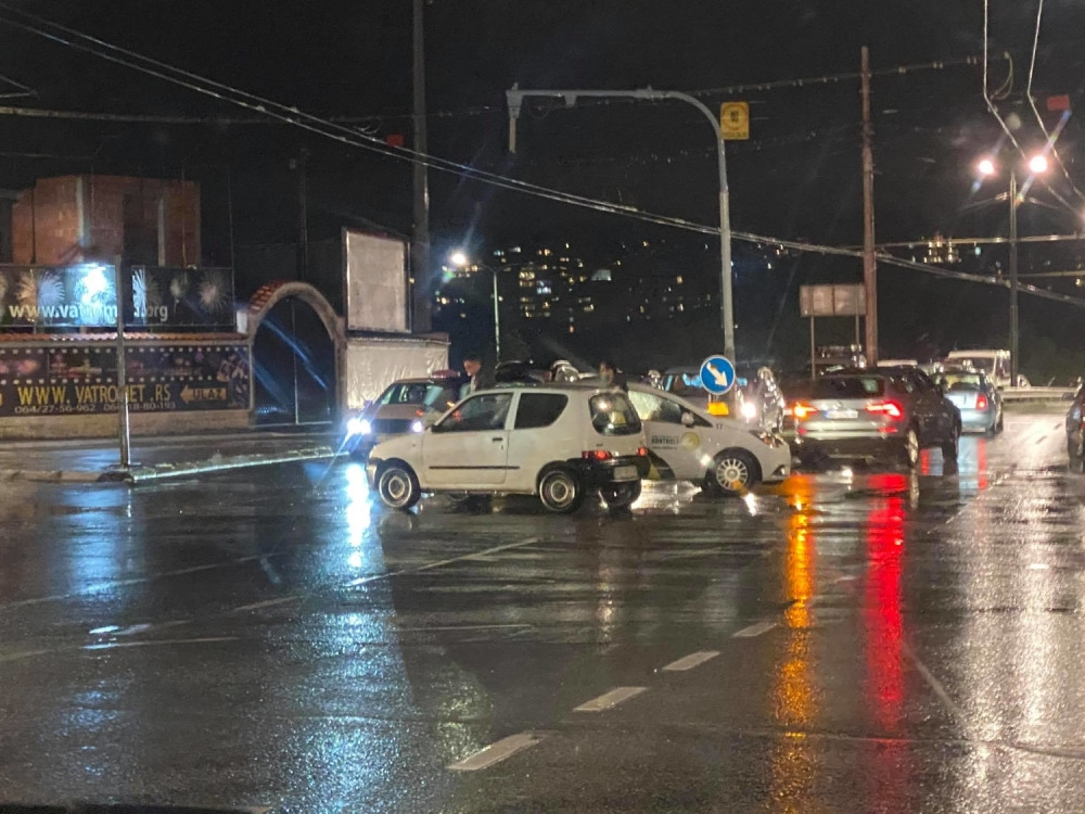 Nesrećna žena nastradala čekajući hitnu pomoć, a muškarca su lekari zatekli mrtvog