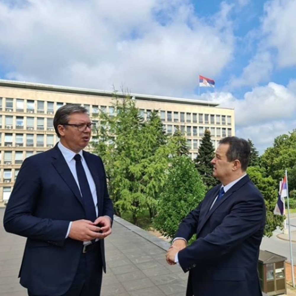 Sastanak Vučića i Dačića u Palati Srbija (FOTO)