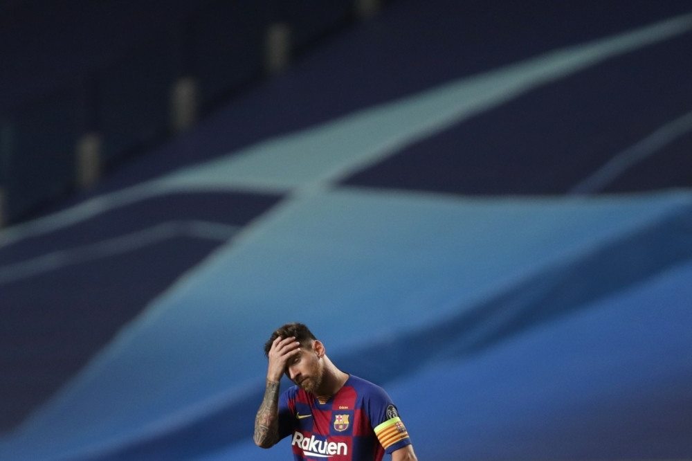 Dečak ga celo jutro čeka na treningu i plače (FOTO)