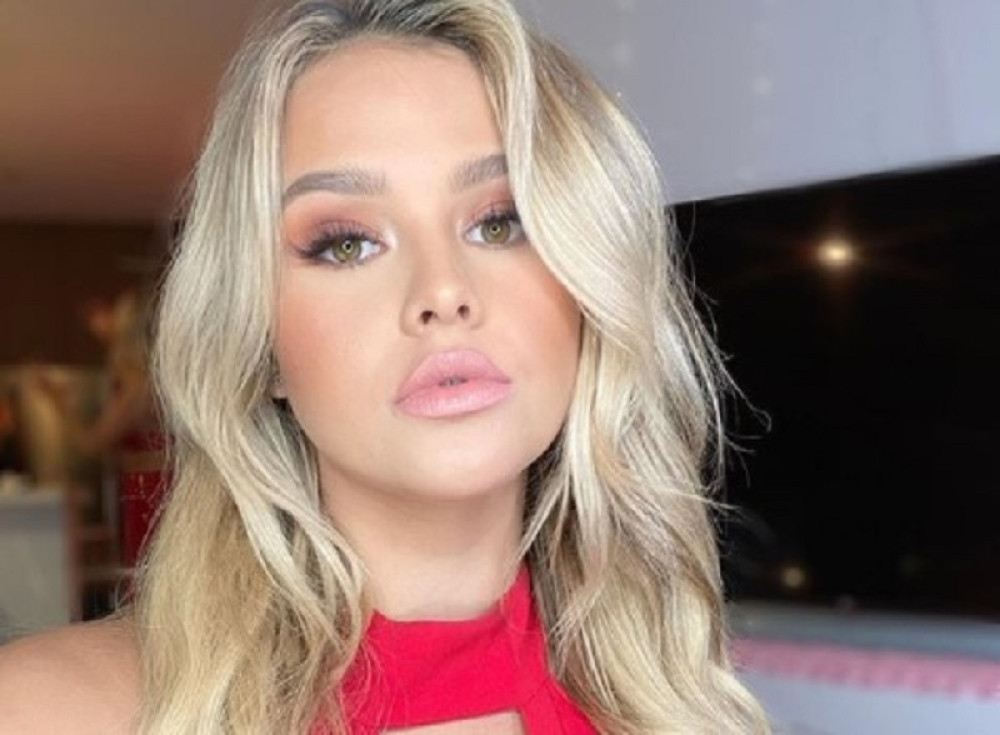 Prsata zvezda Lige šampiona ponovo je pokazala ogromne grudi i ostavila sve u šoku! (FOTO)