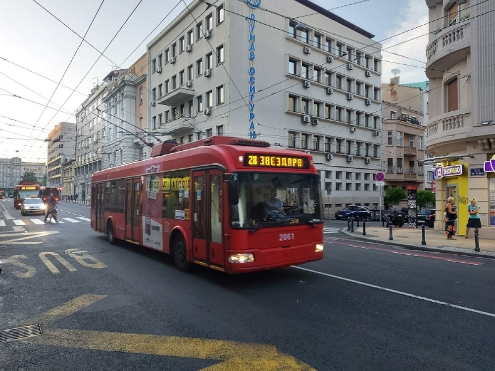 Pala trolejbuska mreža na Banjici