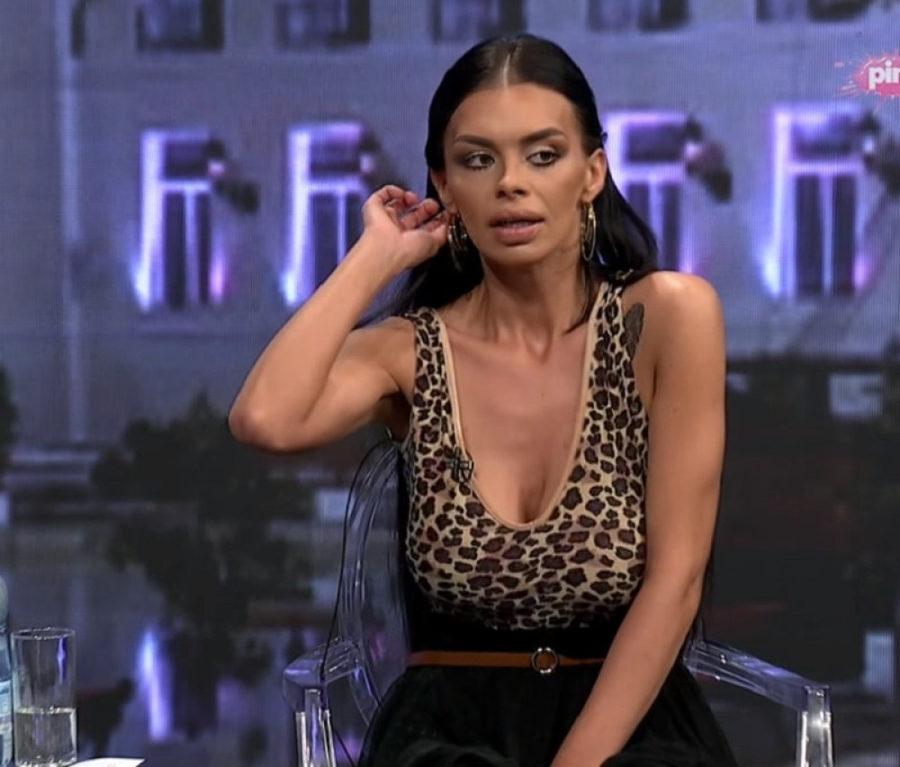 Zerina uhvaćena u strasnoj akciji sa grmaljem: Sve vreme je lagala!? (FOTO)