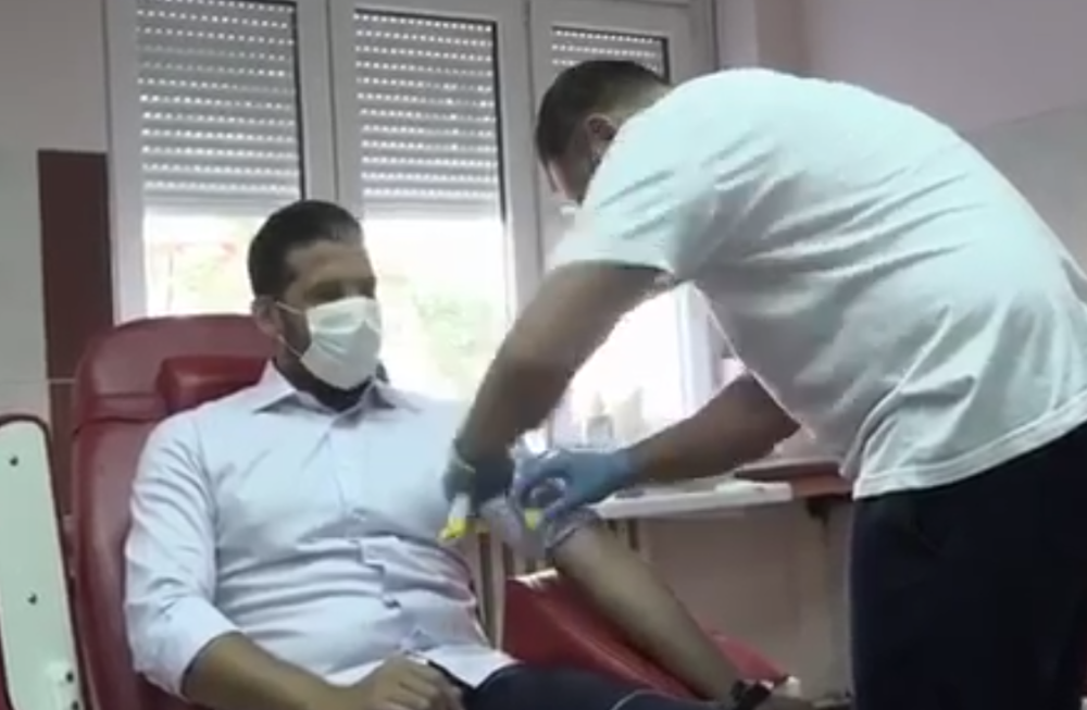 Ministar Udovičić godinama unazad četiri puta godišnje dobrovoljmo daje krv, a sada ima snažnu poruku za sve!