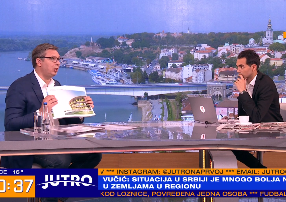 Vučić izneo istinu u javnost, uzeo papire u ruke, okrenuo se ka kameri i rekao: Uspeli smo!