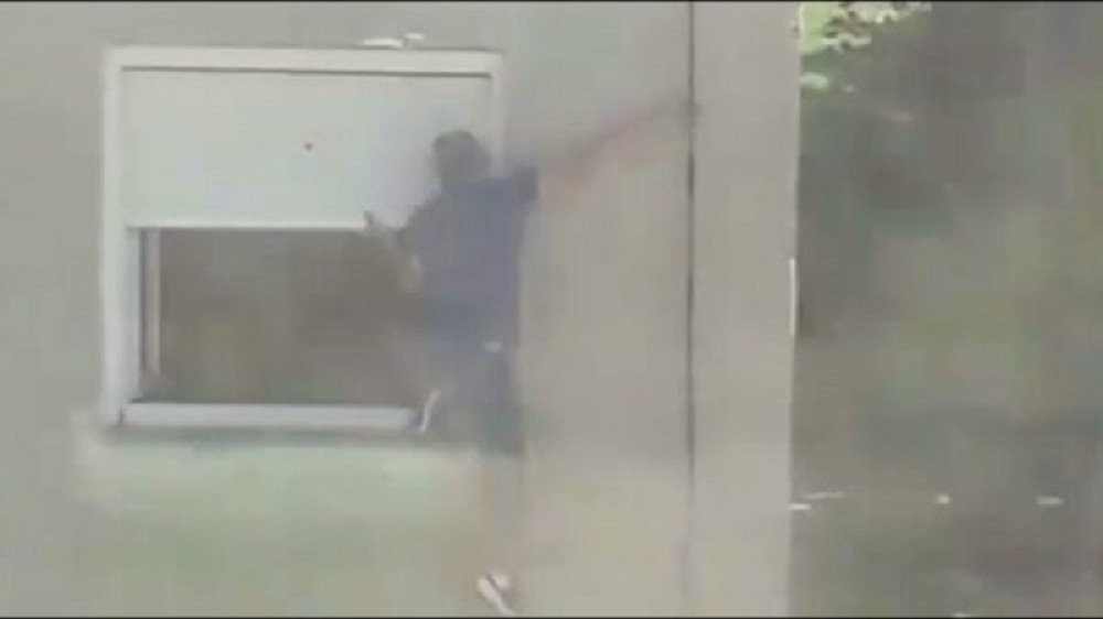 Bivši rvač herojski pritekao u pomoć devojčici, sad ga svi zovu "srpski Spajdermen" (VIDEO)