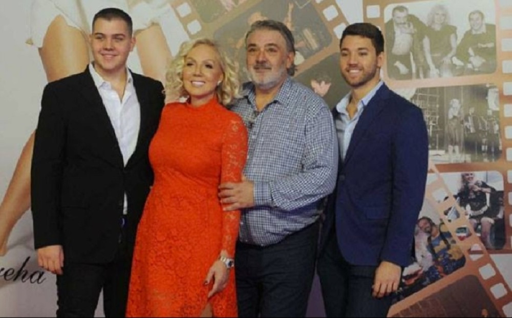 Svojim talentom oduševio prisutne,devojka sve zabeležila!(FOTO)