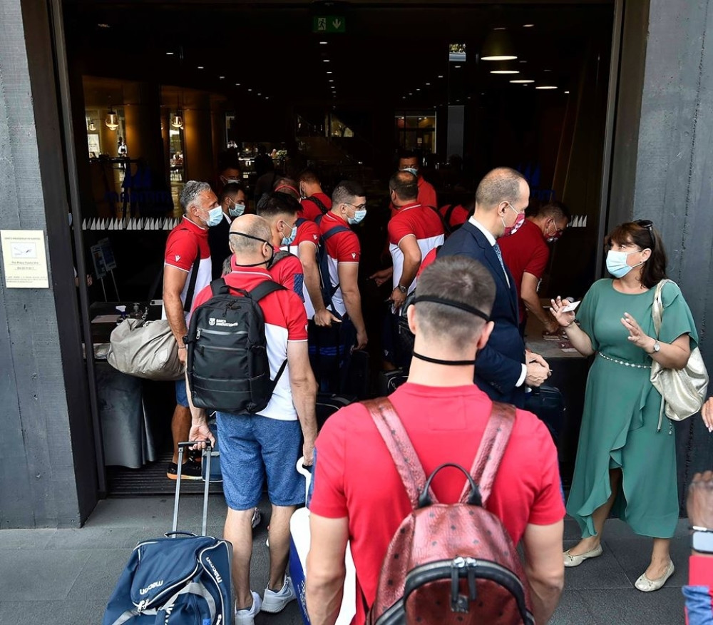 Fudbaler Zvezde pozitivan na koronu! (FOTO)